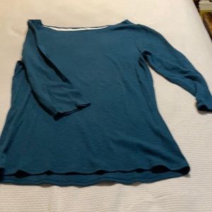 Ladies 3/4 length sleeve top